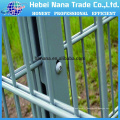 Clôture en treillis métallique double, panneau de clôture 868 à double fil enduit de PVC, clôture en treillis métallique à double tige de couleur verte ou noire à vendre